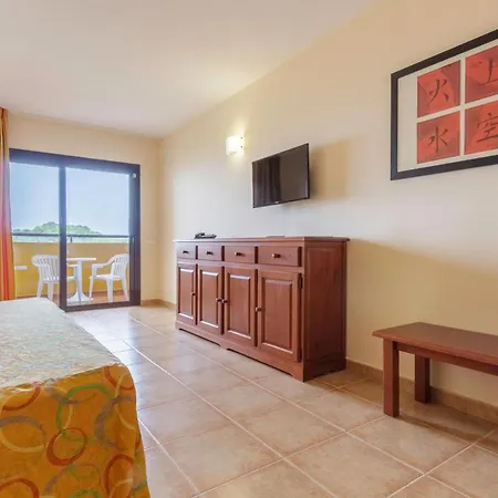Apartahotel Alcazar La Herradura (Granada)