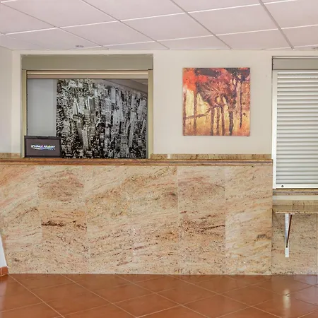 Alcazar Apartahotel La Herradura (Granada)